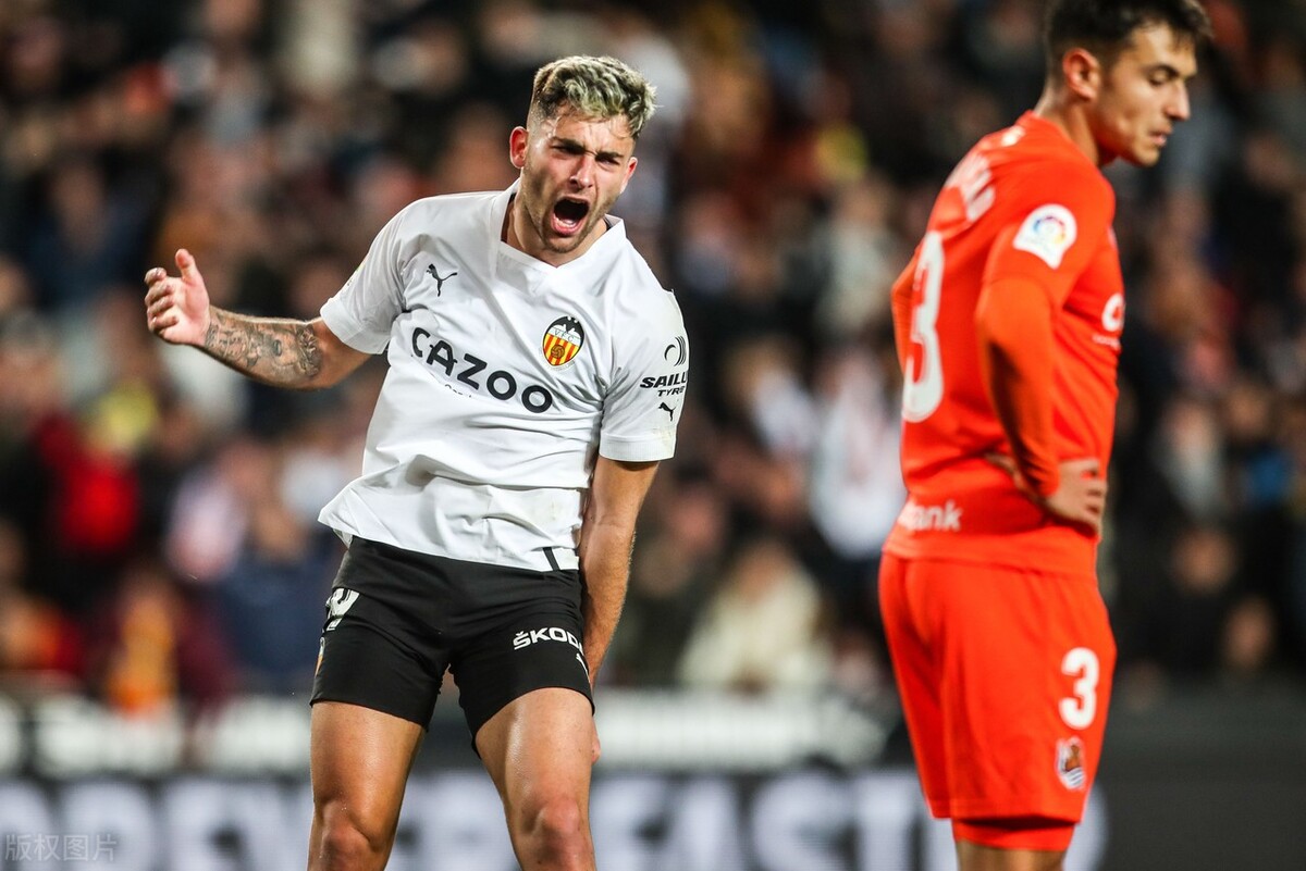 包含篮球热身赛掀起高潮,陇右巨龙队翻盘雪域迅豹队,战至最后一刻——定位球制造杀机的词条 包含篮球热身赛掀起高潮,陇右巨龙队翻盘雪域迅豹队,战至最后一刻——定位球制造杀机的词条